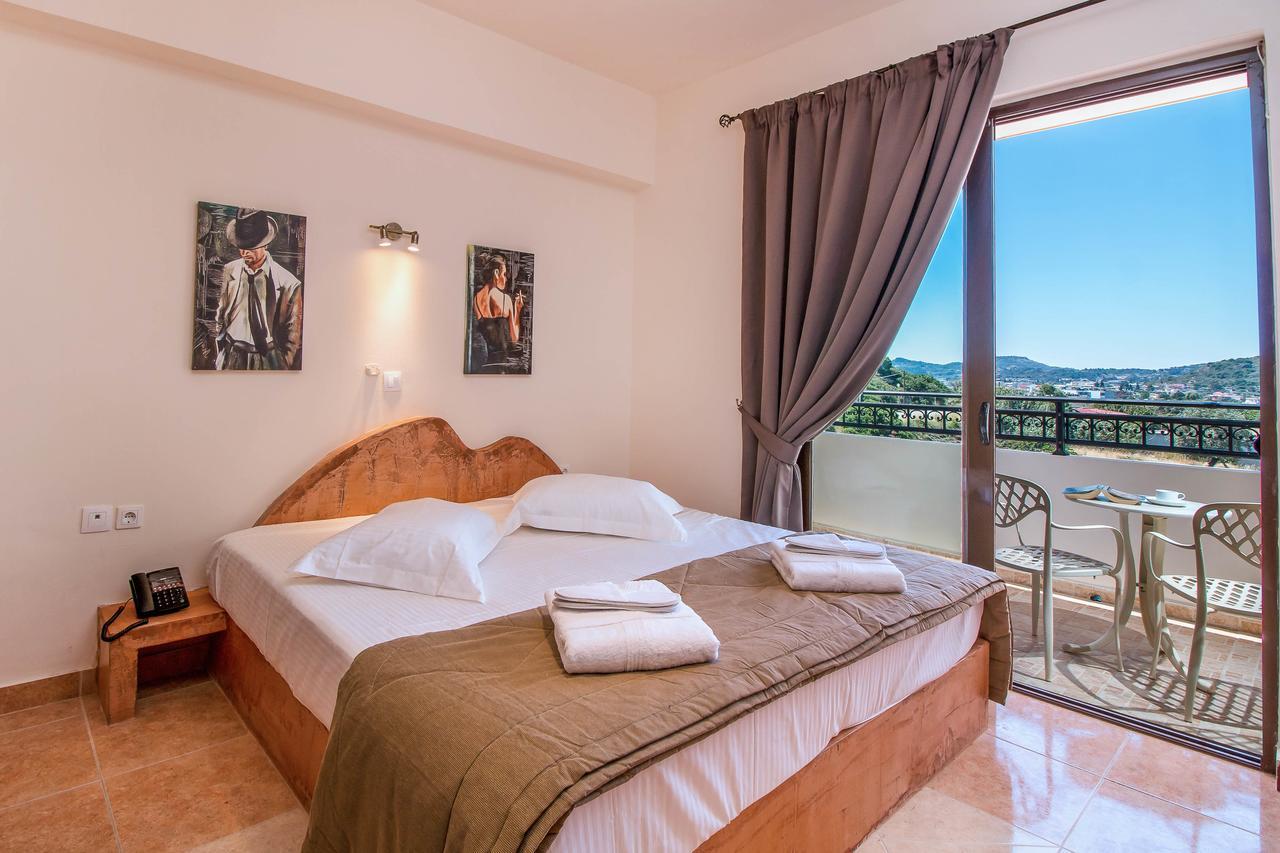 Casa Artemida Boutique Hotelファリラキ エクステリア 写真